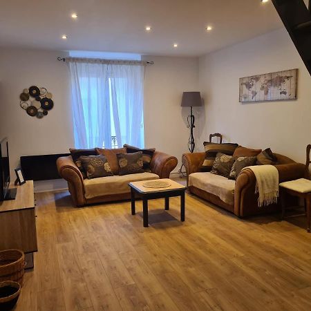 Magnifique Appartement Avec Terrasse Besseges Zewnętrze zdjęcie